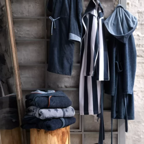 KNITTING HOME TEXTILE